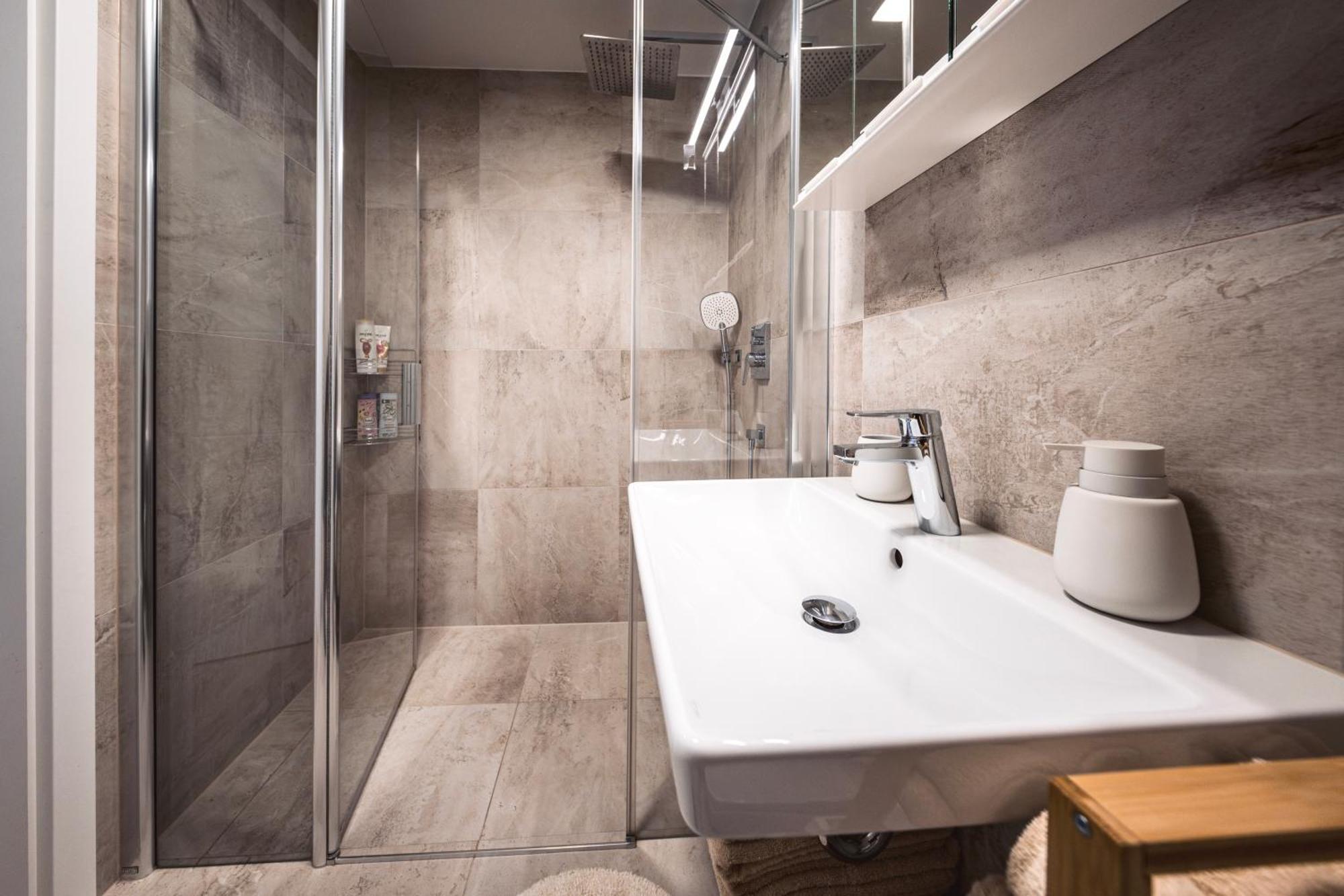 Rezidence Sadova Zlin Apartment Bagian luar foto